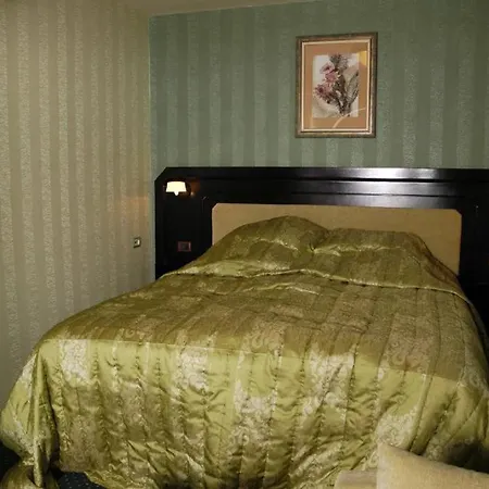 Хотел Family Shipkovo *