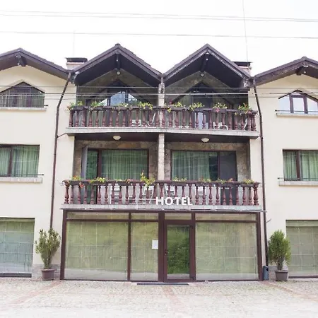 Family Shipkovo Хотел *